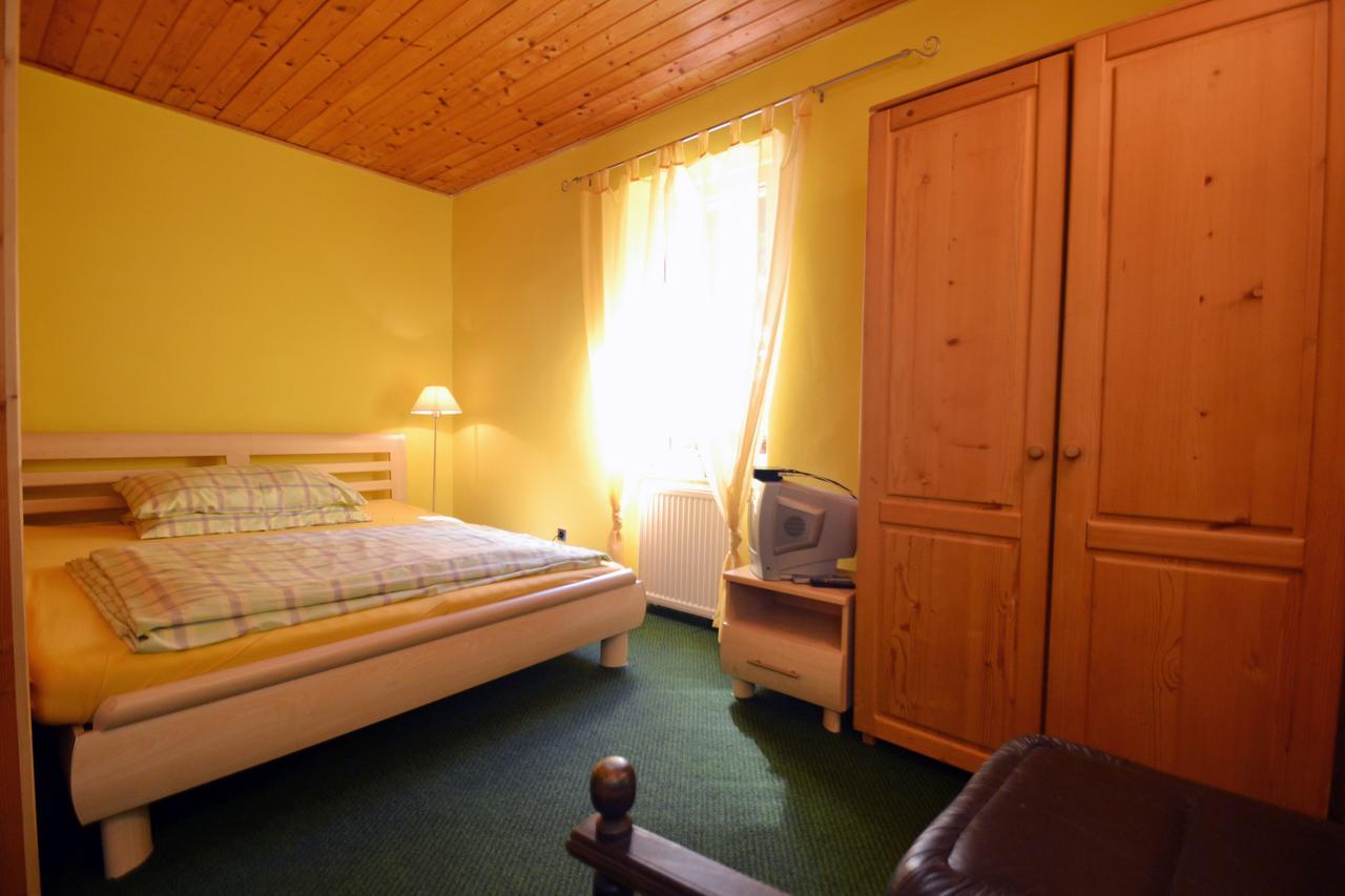 Hotel Studenec Rožmberk nad Vltavou Exterior foto